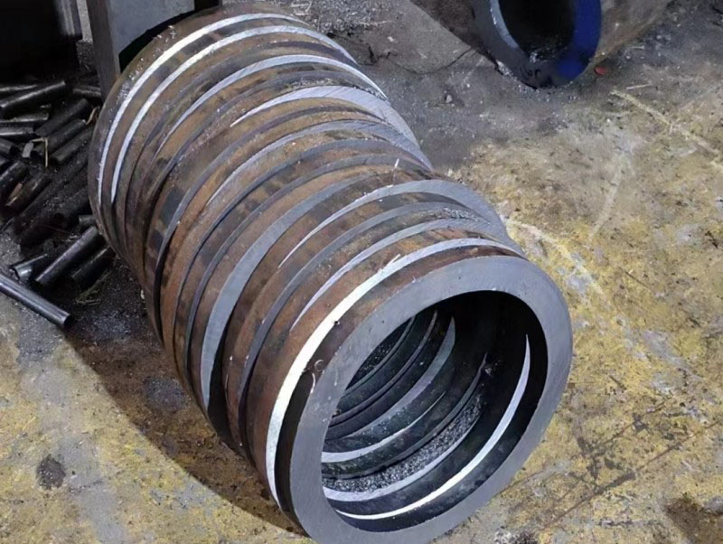 乌马河30CrMo无缝钢管切割